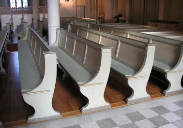 Affordable Church Pew Chairs for Every Budget body thumb image